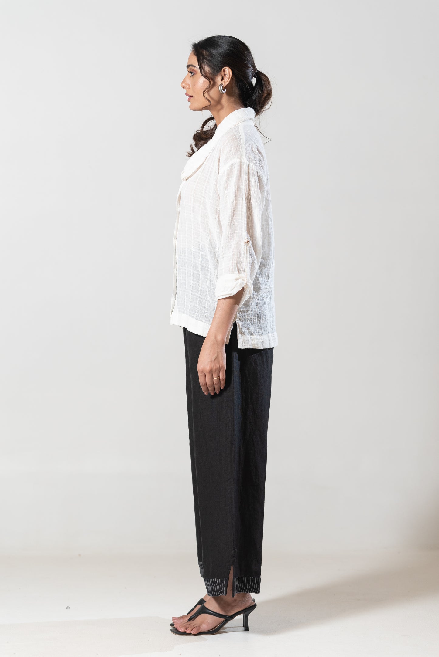 Long Shirt With Peter Pan Style Collar