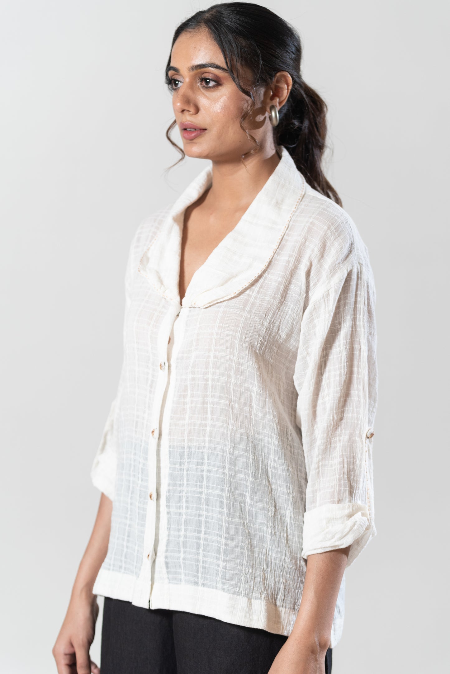 Long Shirt With Peter Pan Style Collar