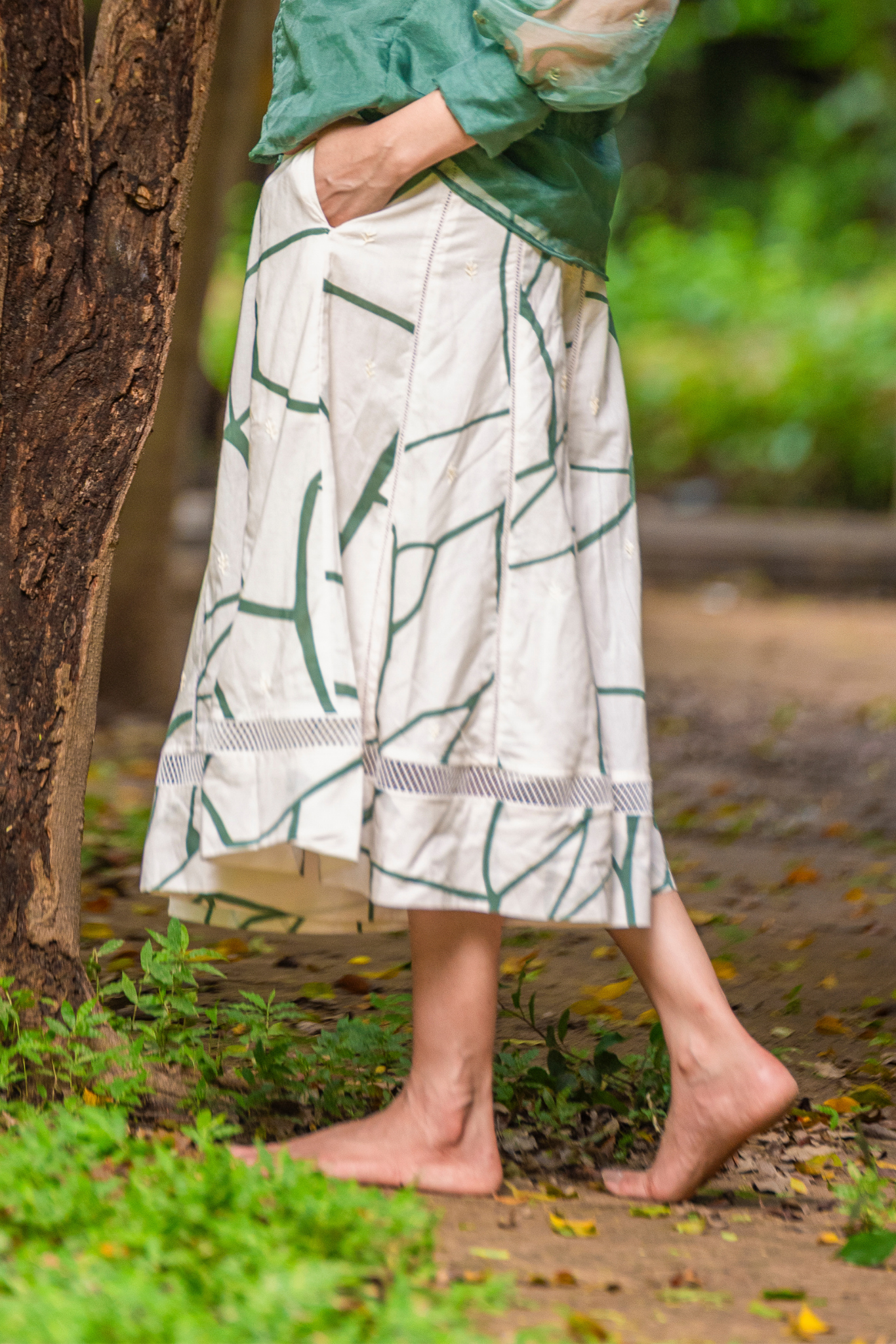 Green Kintsugi Print on Beige Culottes Style Skirt