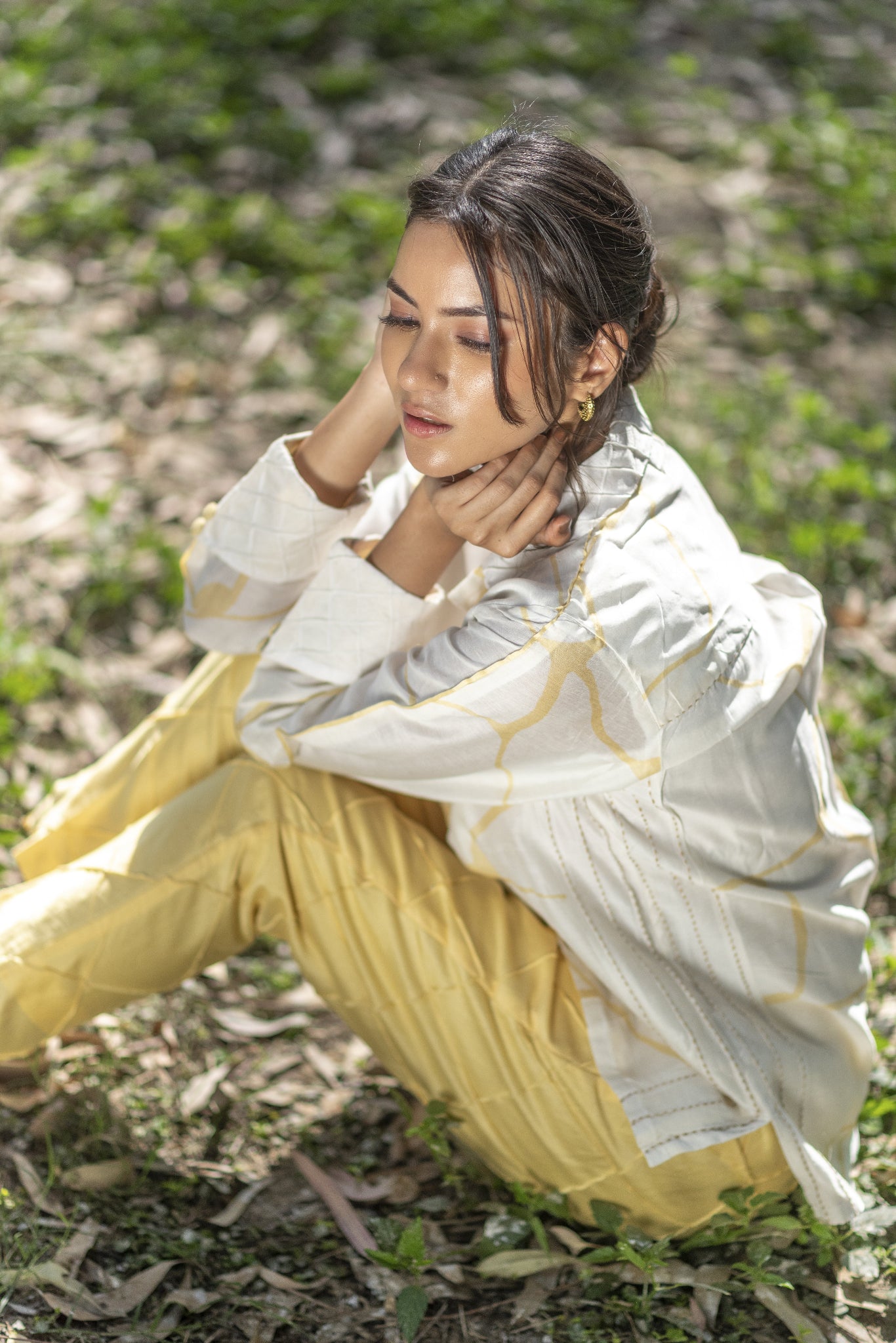 Handcrafted occasion wear by Riiti