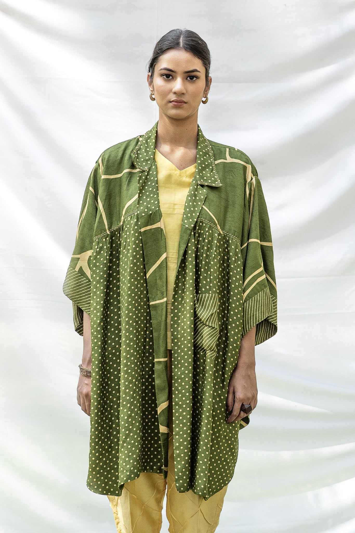 Green Reversible Short Sleeve Jacket with Polka Dots & Kintsugi Print in Fusion Silk