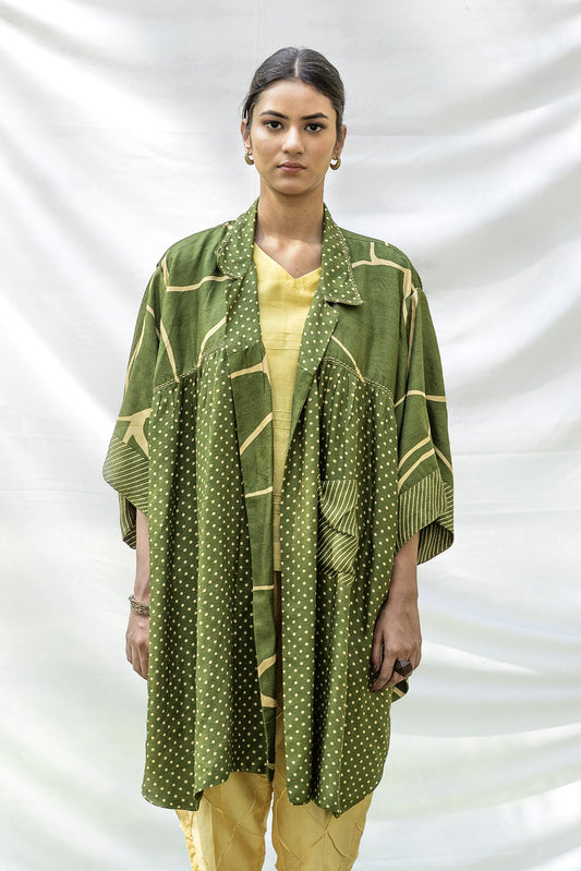 Green Reversible Short Sleeve Jacket with Polka Dots & Kintsugi Print in Fusion Silk