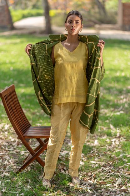 Green Reversible Short Sleeve Jacket with Polka Dots & Kintsugi Print in Fusion Silk