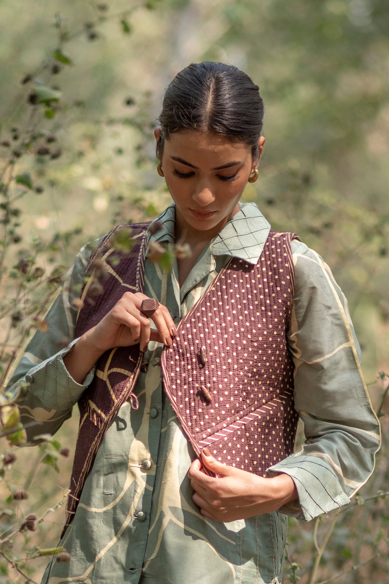 Cocoa Brown reversible sleeveless jacket in Fusion Silk