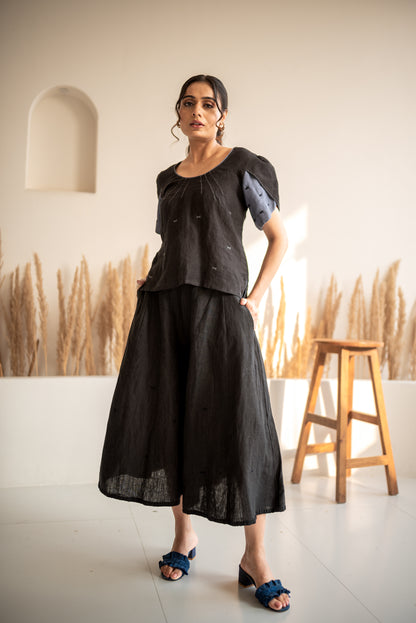 Top With Tulip Style Sleeves