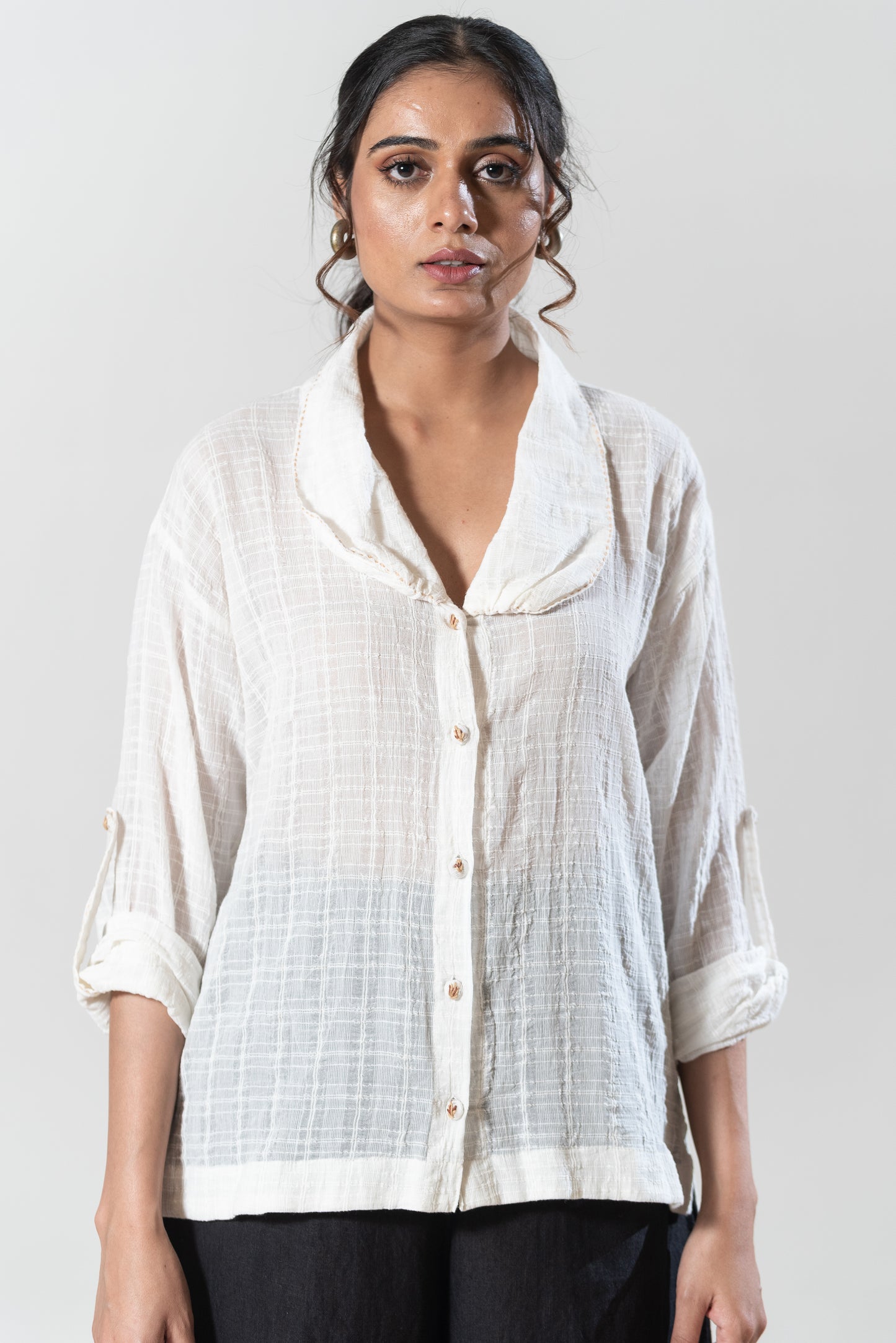 Long Shirt With Peter Pan Style Collar