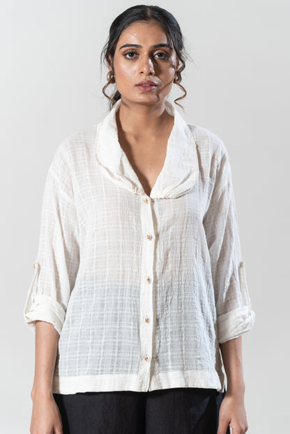 Long Shirt With Peter Pan Style Collar