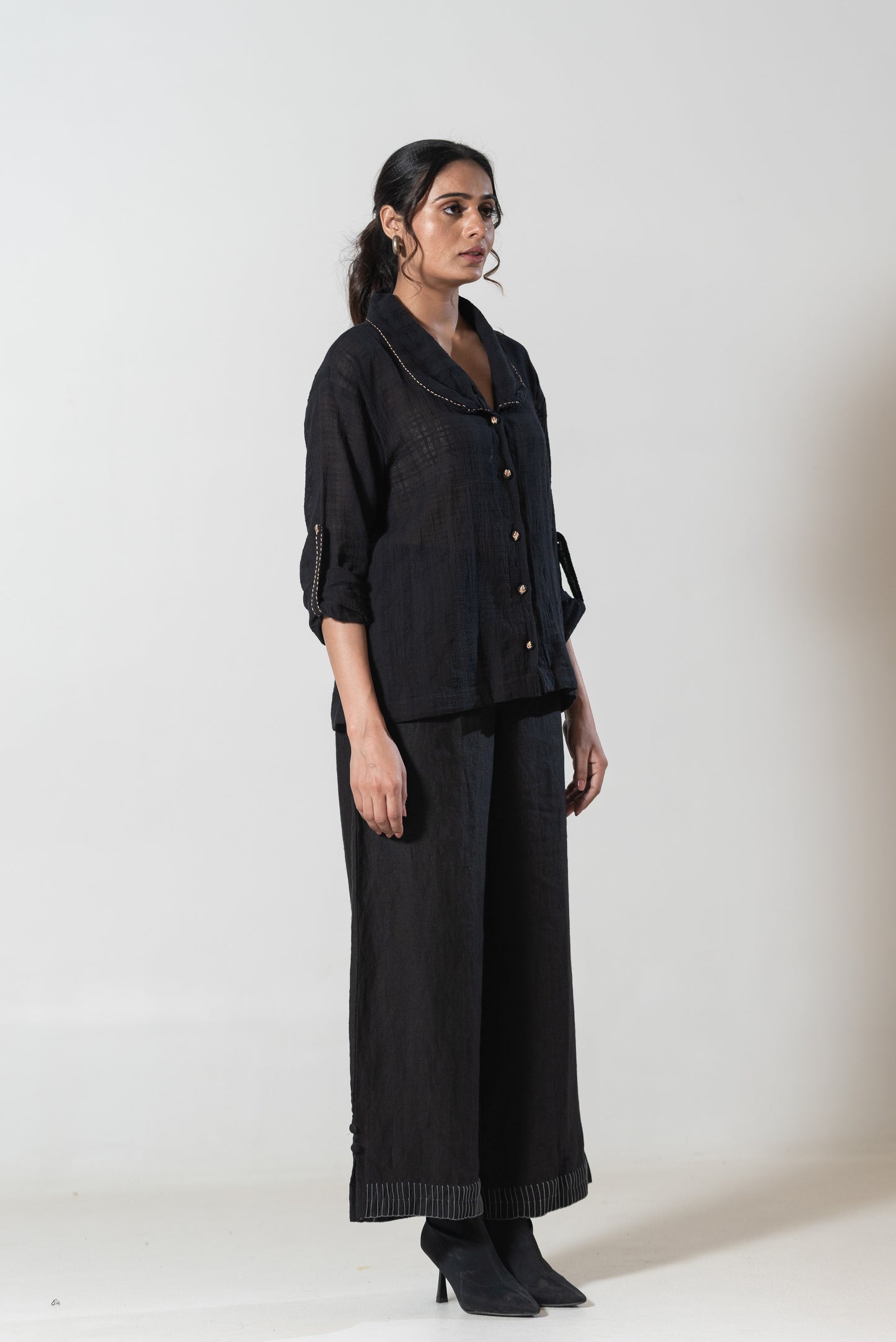 Long Shirt With Peter Pan Style Collar